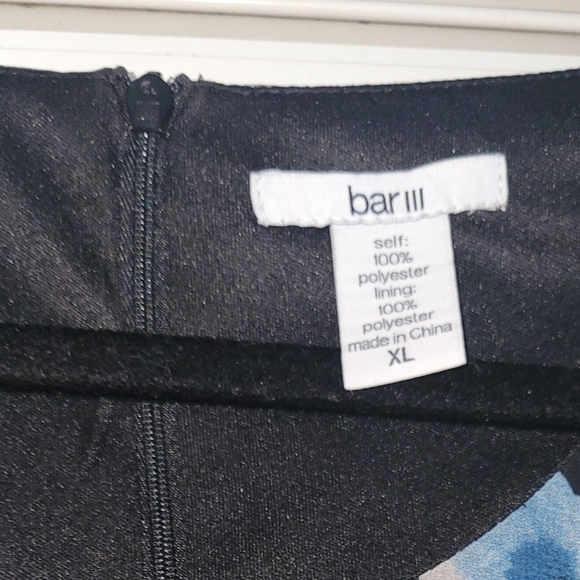 XL Cap Sleeve soft peplin blouse - Picture 3 of 3